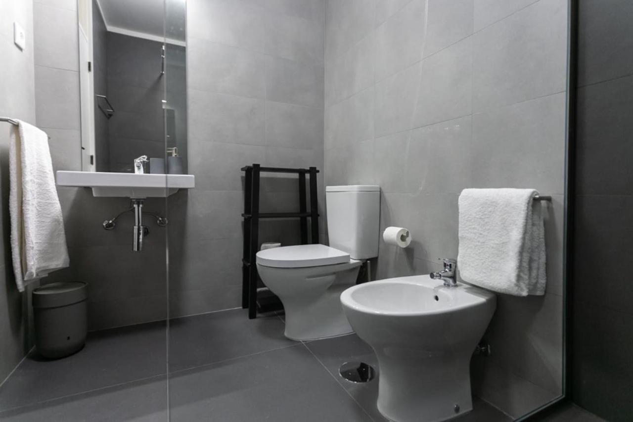 Aposentus - Elegant Functionality Porto Downtown Appartement Buitenkant foto