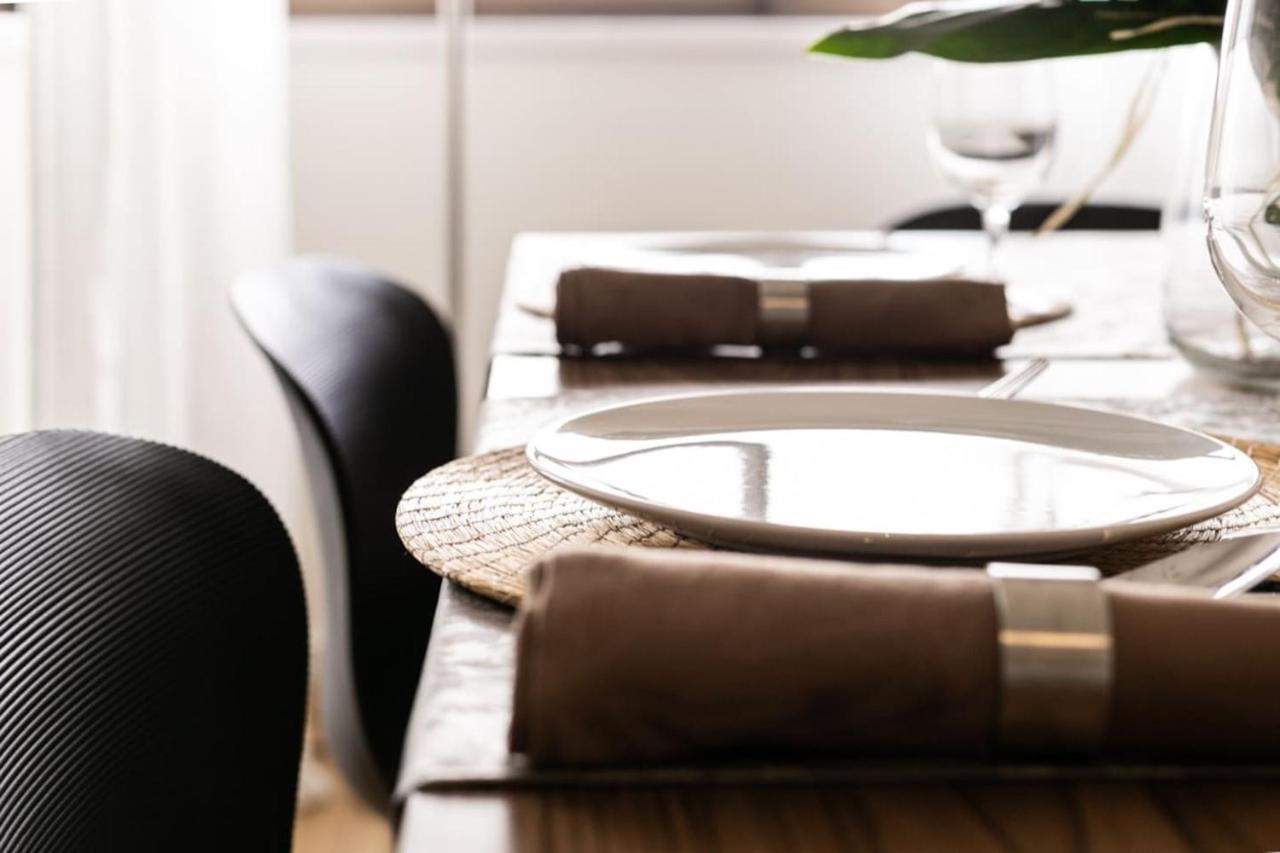 Aposentus - Elegant Functionality Porto Downtown Appartement Buitenkant foto